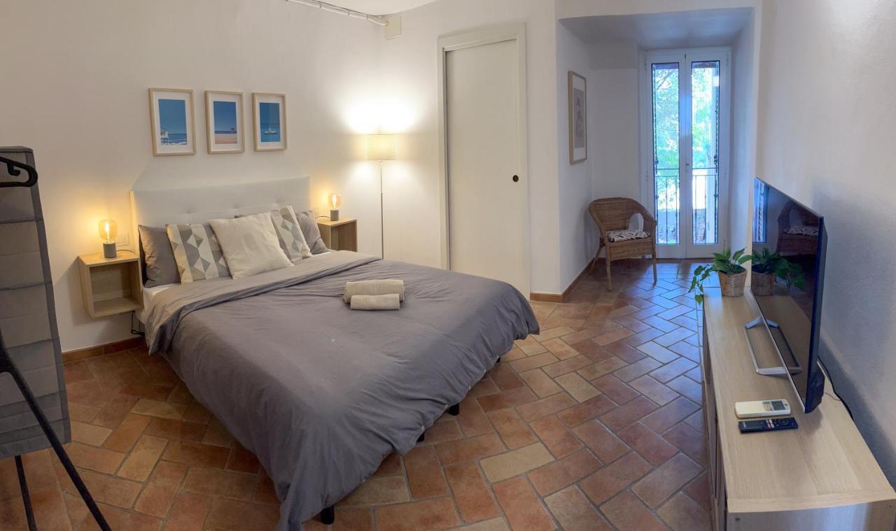 Appartements Dans Agreable Maison De Ville Centre Historique De Rimini Exteriör bild