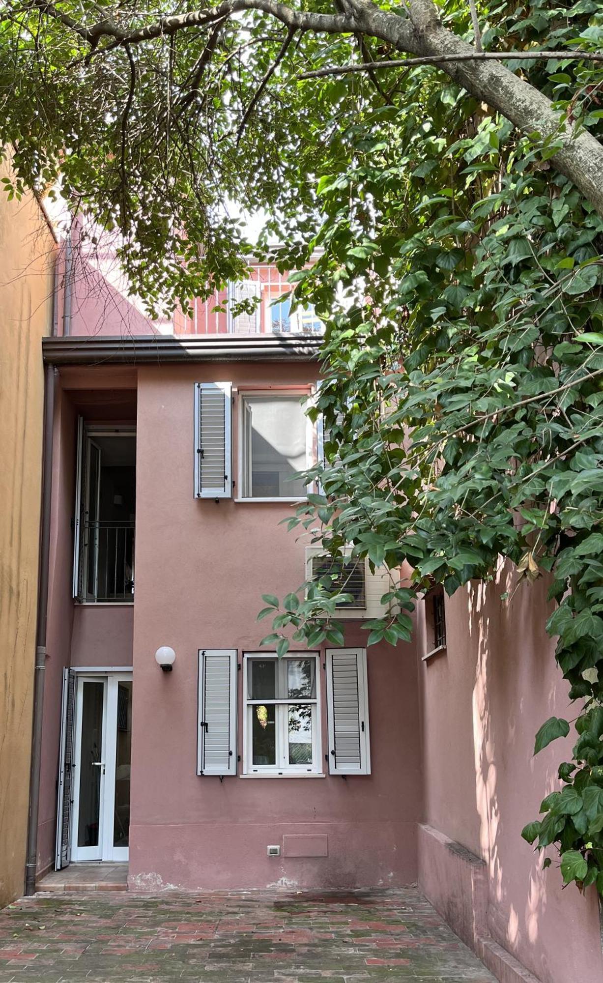 Appartements Dans Agreable Maison De Ville Centre Historique De Rimini Exteriör bild